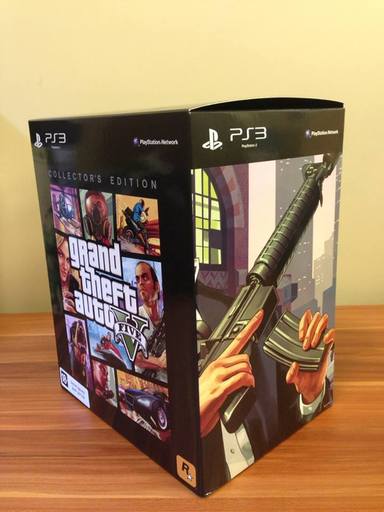 Grand Theft Auto V - Анбоксинг коллекционного издания Grand Theft Auto V